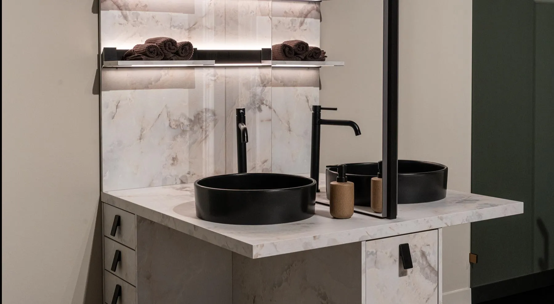 Aanbieding: €2.995,- incl. btw